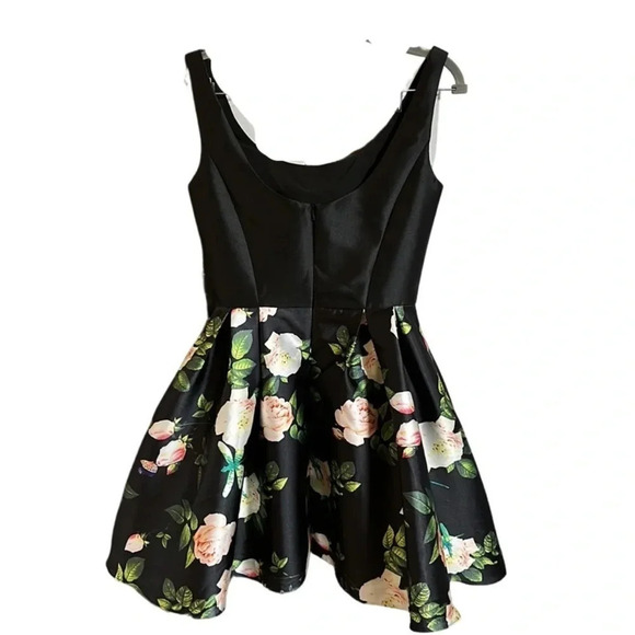 Mac Duggal Beaded Waist Floral Fit & Flare Dress Size 0 - Picture 10 of 12